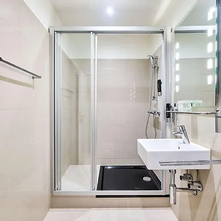 Western Strasser Hotell